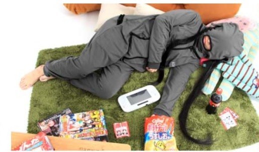 アイマスクを兼ねて睡眠時の顔の冷えや乾燥を防ぐ「寝落ちマスク」