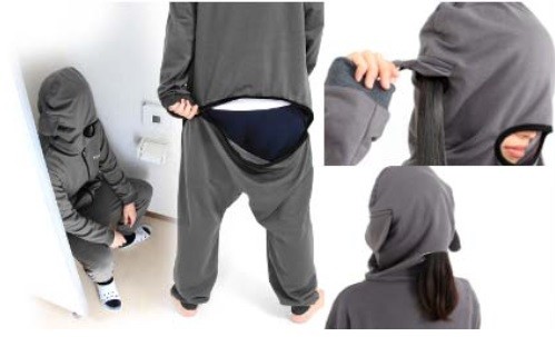 脱がずにお尻を出して用を足せる「着たままトイレシステム」