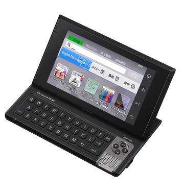 自宅などではノートパソコンのように広げてレッスンができる