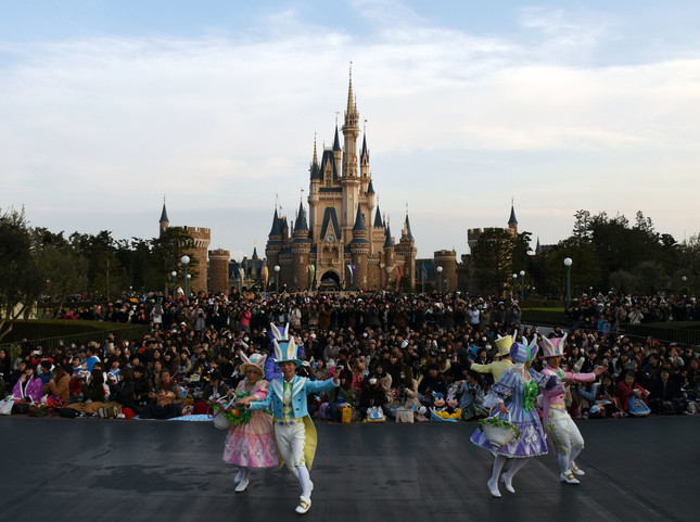  パレード「ヒッピティ・ホッピティ・スプリングタイム」