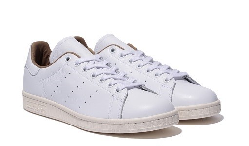 上品で洗練された革靴のような印象の1足