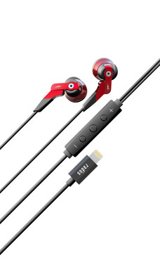 手元で各種操作が可能なリモコンを備えたデジタルイヤホン