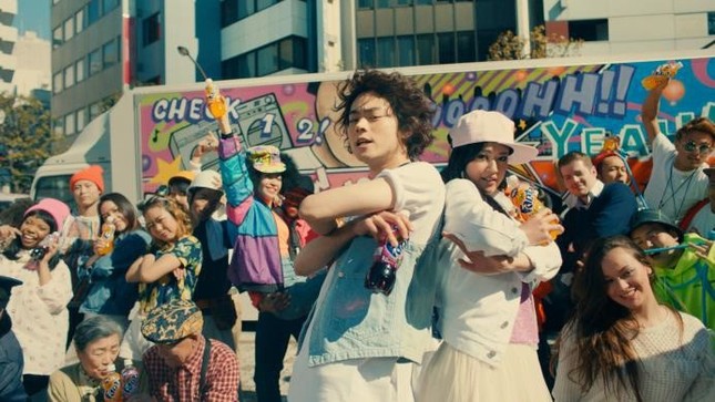 ファンタのテレビCM「おいしさハジケる！」編