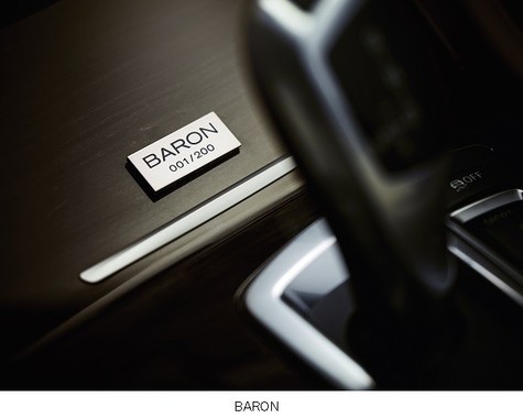 シリアル・ナンバーが刻印