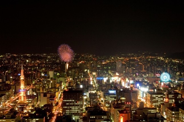 誰にも邪魔されずに花火観覧