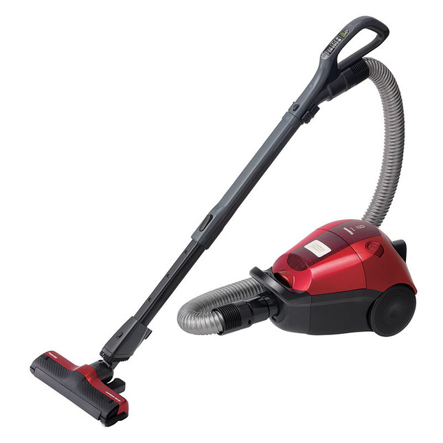 小型軽量ボディと自走式ヘッドでラクラクお掃除