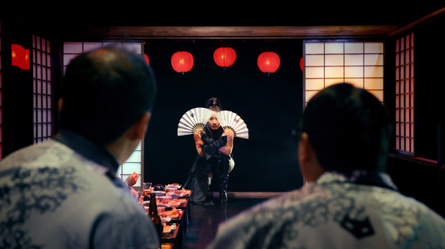 そんな宴にすみれさん乱入