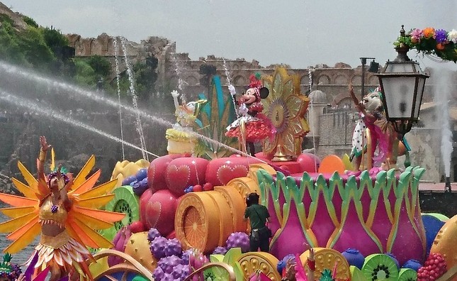 東京ディズニーシーの「ミニーのトロピカルスプラッシュ」