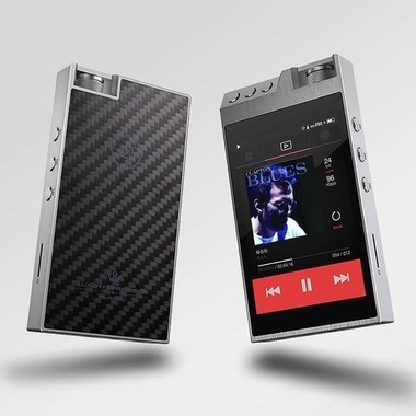 Luxury（豪華）でPrecision（精密）なハイレゾプレーヤー