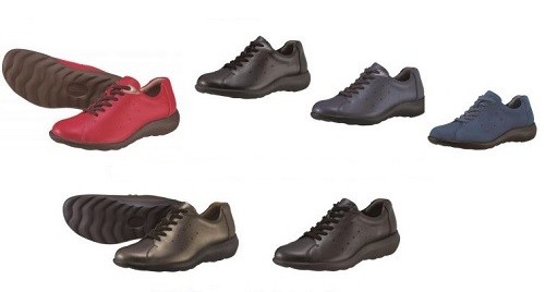 厚底なのに軽い！機能性とオシャレ感をプラスしたウォーキングシューズ