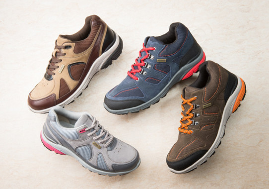 Men’s 　WM3098ブラック（左上）、WM3099ネイビー（右上）、ダークブラウン（右下）　Women’s　WL3572グレイ（左下）