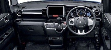 軽乗用車最大級の室内空間と使い勝手の良い「N-BOX」の特別仕様車