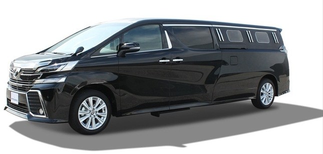 高級ミニバンベルファイアをベースにした新型霊柩車