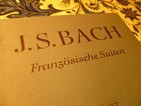 フランスに足を踏み入れたことのないバッハが書いた 見事な「フランス組曲」