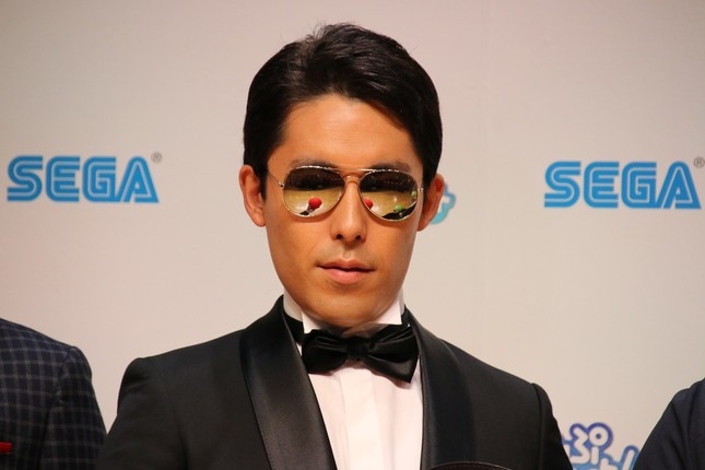 余裕を見せる「オリエンタルラジオ」の中田さん（2016年9月21日撮影）