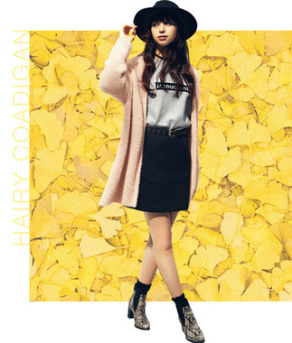 大人かわいいスタイリングを楽しめる「ヘアリーコーディガン」