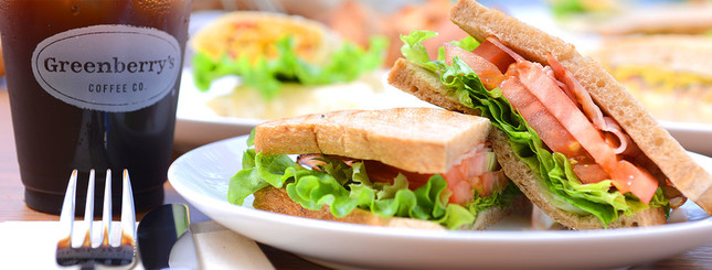 フードメニューはアルチザン製法による手作り