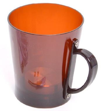 専用ヒーターが保温する