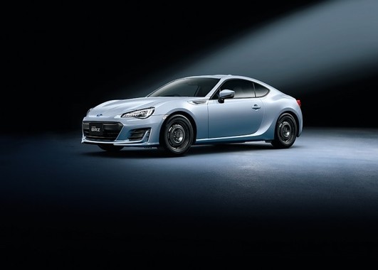 走りのパフォーマンスと上質感にこだわった最上級グレード