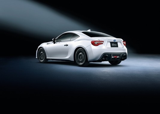 走りのパフォーマンスと上質感にこだわった最上級グレード