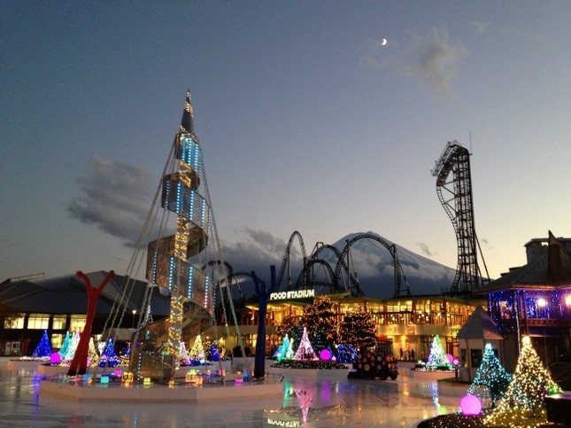 夕方のスケートリンク