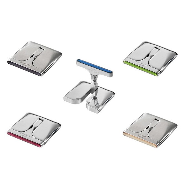 Black、Champagne、Blue、Red、Yellowの5色