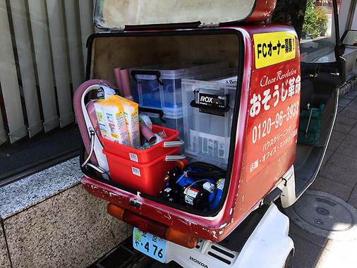 薬剤・器材を最小限におさえたバイクの中