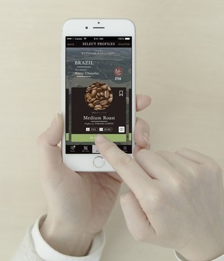 焙煎プロファイルはデータをスマートフォンなどの専用アプリでクラウドから読み込み焙煎機へ転送