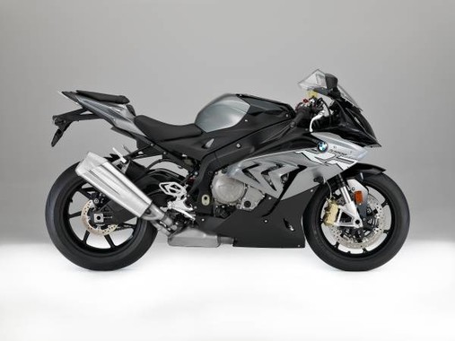 グラニティ・グレー・メタリック／ブラック・ストーム・メタリック