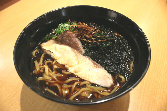 ぶりブラックラーメン