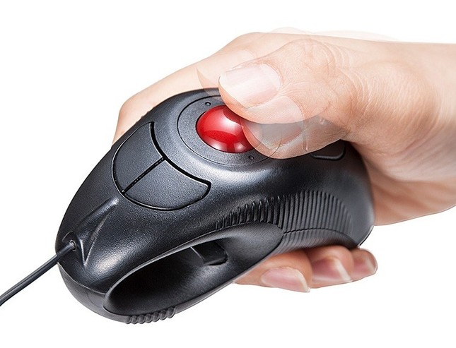 親指でボール操作