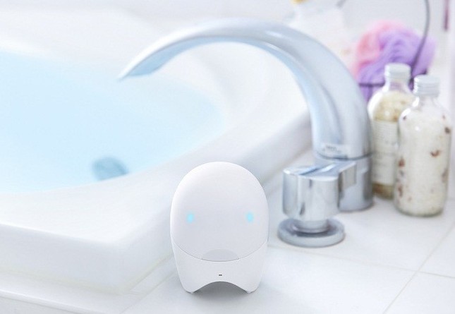 バスルームやキッチンでもレッスンできる防水仕様