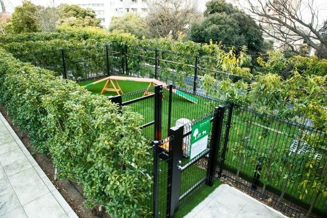 空中庭園に新設された「プライベートドッグパーク」