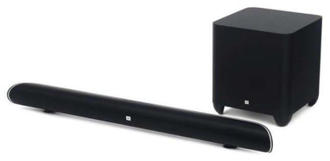 コンパクトなサブウーファーはサウンドバーとワイヤレス接続