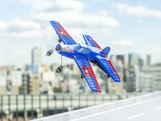 「ラジオコントロール ハイブリッドウイング」