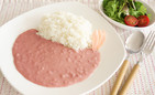 「岩下の新生姜」で作ったピンク色カレー　辛みがおいしいホワイトカレーベース