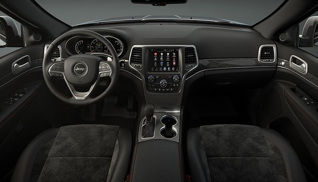 グランドチェロキーで最もオフロード走行に卓越した限定モデル
