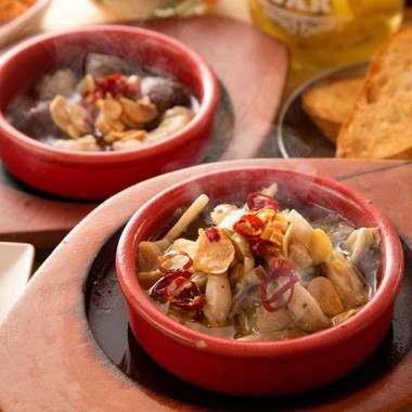 きのこのアヒージョ