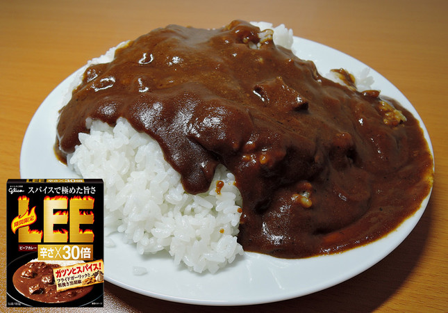 「ビーフカレーLEE＜辛さ×30倍＞」