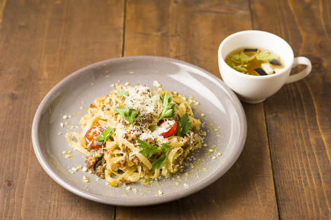 ルーミートラグー・ビアンコ タリアテッレ