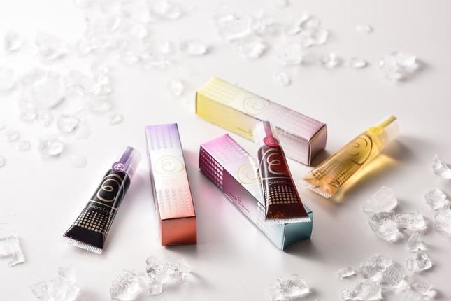 甘いけれど酸味も、クールな大人の女性へ
