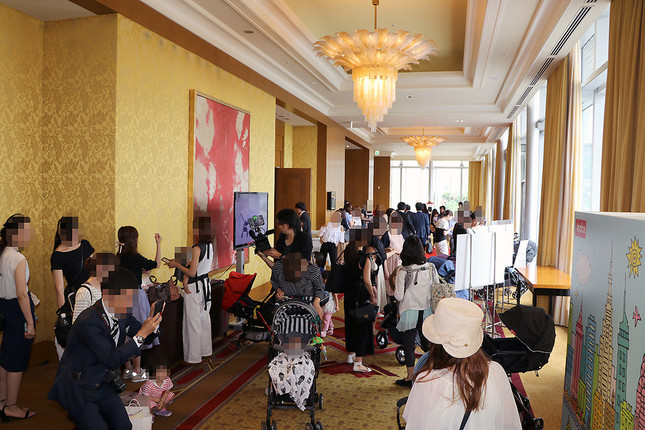 タッチ＆トライコーナーは大盛況