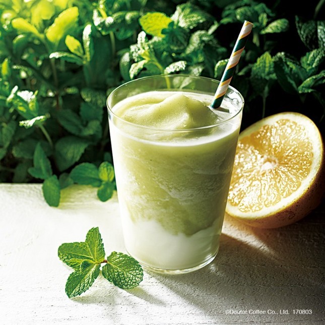 夏限定の爽やかなフローズンドリンク登場
