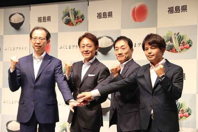 左から内堀知事、アマゾンの前田氏、楽天の野原氏、ヤフーの西田氏