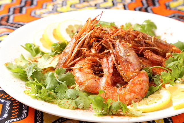 人気メニュー「パクチー香る　スパイシーシュリンプ」