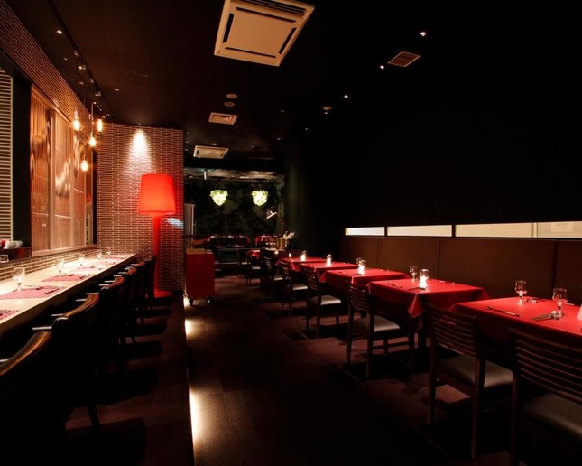 落ちついた店内