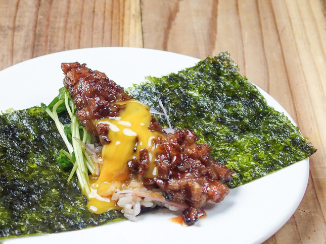 卵はのせるより、くぐらせるのがおすすめ