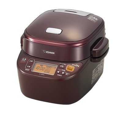 圧力とIHの力で手間なく調理
