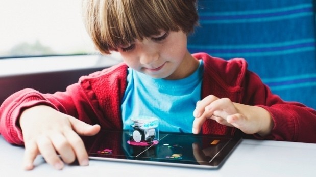 タブレットにロボットが連動