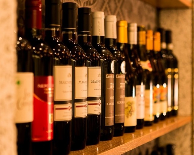 ワインが飲み放題に